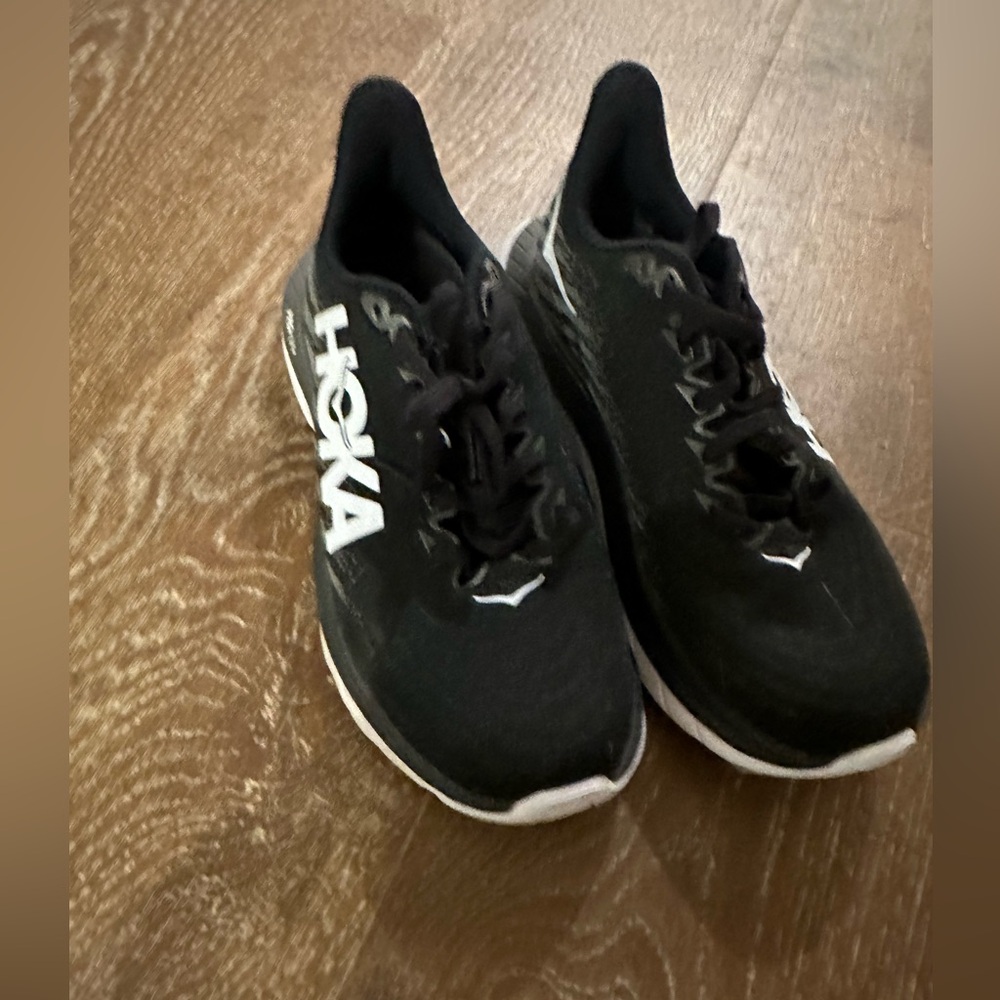 Hoka Mach 5, women’s size 6, used